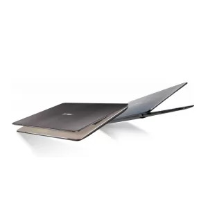 Лаптоп ASUS X540LA-DM1052